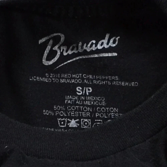 Red Hot Chili Peppers Band Tee - Picture 4 of 6